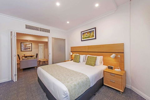 Quality Apartments Adelaide Central - New Castle Holiday 1