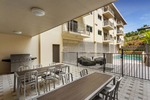 Quest Townsville On Eyre - New Castle Holiday 3