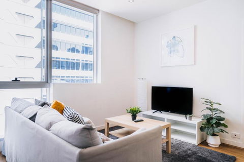 QV Urban SkyPool Residence - New Castle Holiday 3