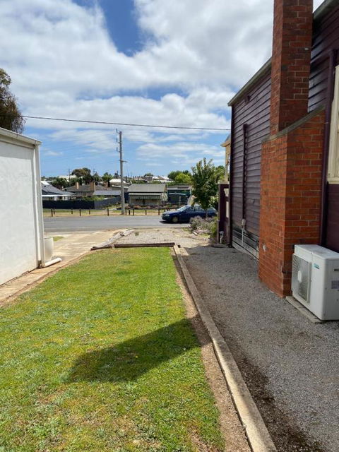 R&R Blue Diamond Luxury Studio Maryborough, Vic - New Castle Holiday 3