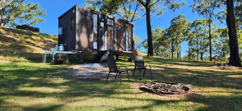 Rainbow Retreat By Tiny Away - New Castle Holiday 0