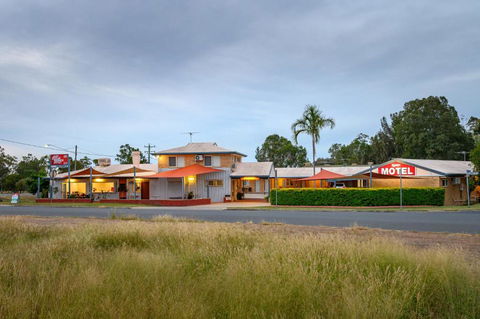 Raintree Motel Biloela - New Castle Holiday 1
