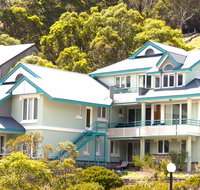 Aspect 2 - New Castle Holiday