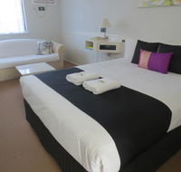 Aspley Pioneer Motel - New Castle Holiday