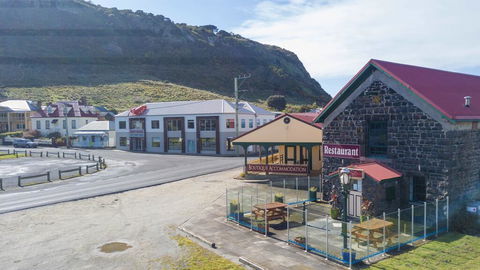 Aston On Alexander - Boutique Accommodation - New Castle Holiday 1