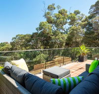 At Agnes Ave coastal views - New Castle Holiday