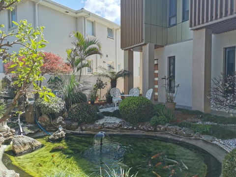 Attached Self Service Waterfront Whole Villa - Sydney - New Castle Holiday 1