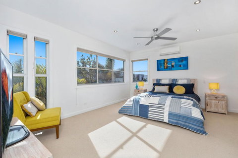 Augusta House - New Castle Holiday 2