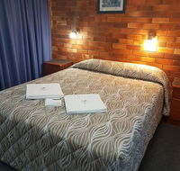 Avocado Motor Inn - New Castle Holiday
