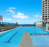 Awesome Ocean Views Broadbeach WiFi Netflix Wine - New Castle Holiday