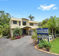 Azura Beach House BB - New Castle Holiday
