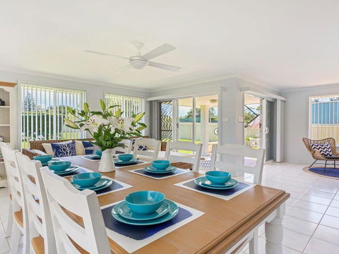 Azure Waters - Perfectly Positioned With Ocean Views - New Castle Holiday 2