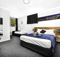 Bald Hills Motel - New Castle Holiday