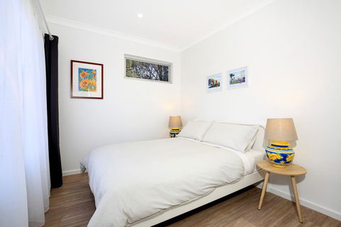 Balena @ Culburra - Pet Friendly - 1 Min Walk To Beach - New Castle Holiday 3
