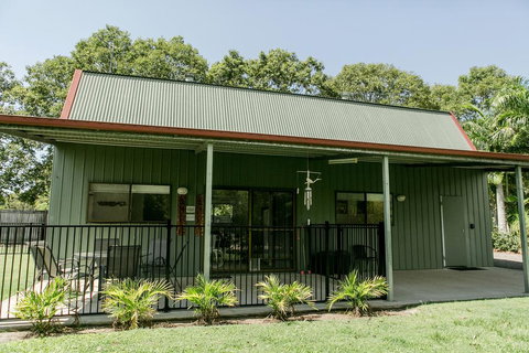 Balmoral Barn - New Castle Holiday 1