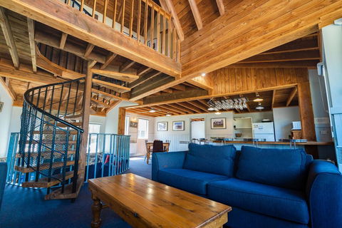 Banjo's Chalet, Alpine-getaways - New Castle Holiday 1