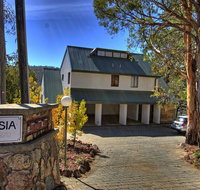 Banksia 2/35 Townsend Street - New Castle Holiday