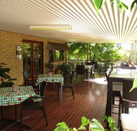 Barcaldine Country Motor Inn - New Castle Holiday