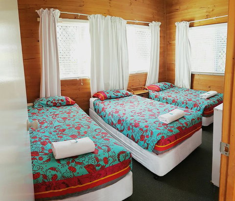 Bargara Gardens Boutique Villas - New Castle Holiday 3