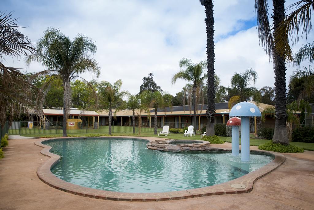 Barooga VIC New Castle Holiday