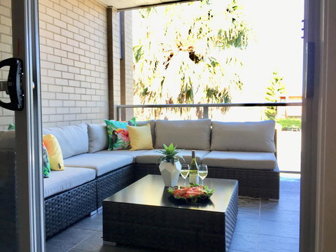 Batemans Bay Apartment - New Castle Holiday 1