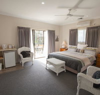 Batemans Bay Manor - Bed and Breakfast - New Castle Holiday