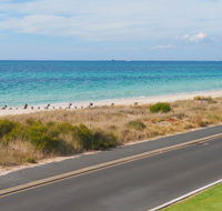 Bayside Beauty - New Castle Holiday
