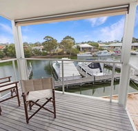 Beach 2 - waterfront villa and beach - New Castle Holiday