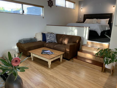 Beach Charm Villa Suite - New Castle Holiday 0