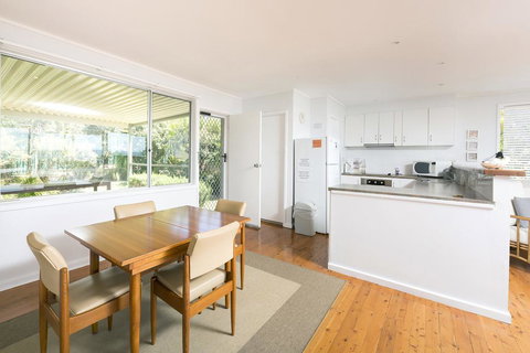 Beach Cottage, Forster - New Castle Holiday 3