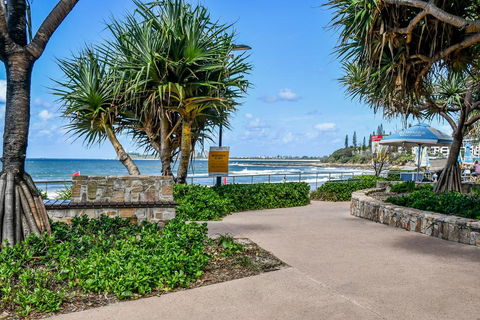 Beach Home In Golden Triangle - New Castle Holiday 2