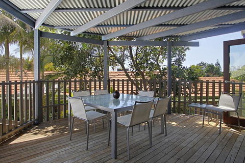 Beach House @ Tallows - New Castle Holiday 1