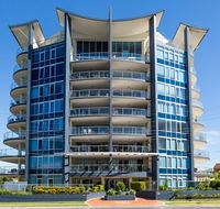 Beach House on Suttons - New Castle Holiday