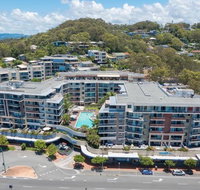 Beach Side Ocean Burleigh Heads 3 bedroom Family Accomodation - New Castle Holiday