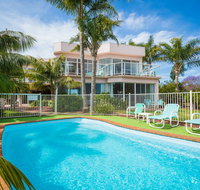 Beach Street Apartments - New Castle Holiday