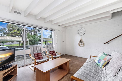 Beach Terrace 4 - New Castle Holiday 0