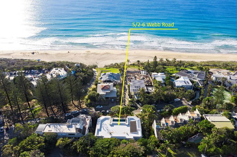 Beach Views & Breezes, Sunshine Beach - New Castle Holiday 1