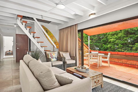 Beachfront 7 Penthouse - Sawtell, NSW - New Castle Holiday 0