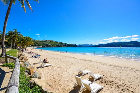 Beachfront Hamilton Island - New Castle Holiday 2