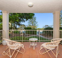Beachfront On Marine - New Castle Holiday