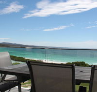 BEACHHOUSE BINALONG Luxury waterfront holiday house at Bay of Fires - New Castle Holiday