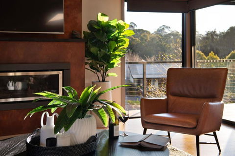 Retreat Lake Daylesford - Free Wifi - New Castle Holiday 3