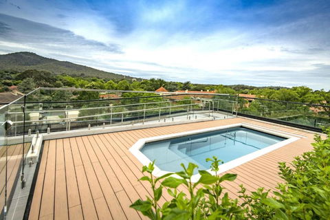 Reid City Escape Modern Stay In ACT - New Castle Holiday 0