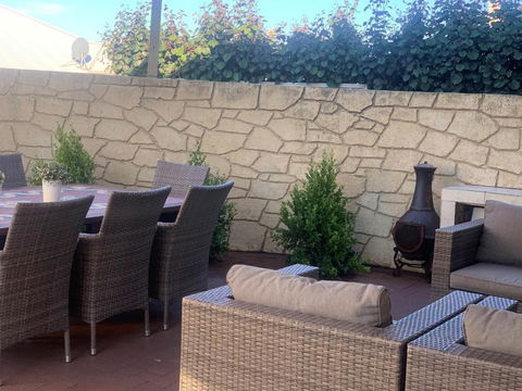 Relaxing Getaway Beachfront Access Multi Family Pets Mandurah - New Castle Holiday 3