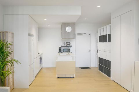 REST COLLECTION One Bedroom Apartment With Study - New Castle Holiday 2