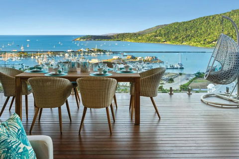 Relax & Daydream At 2 Elementa - New Castle Holiday 2