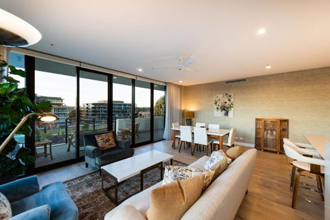 Renai 27 - 2 Bedroom Apt In Manuka - New Castle Holiday 1