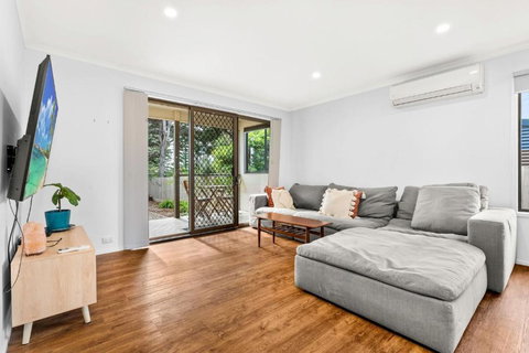 Rhyll Rendezvous - New Castle Holiday 1