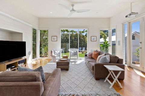 RIPVIEW In Old Lonnie - New Castle Holiday 2