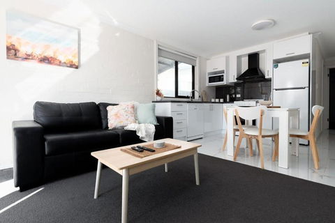 Riverside Gem With Parking And WiFi - New Castle Holiday 0